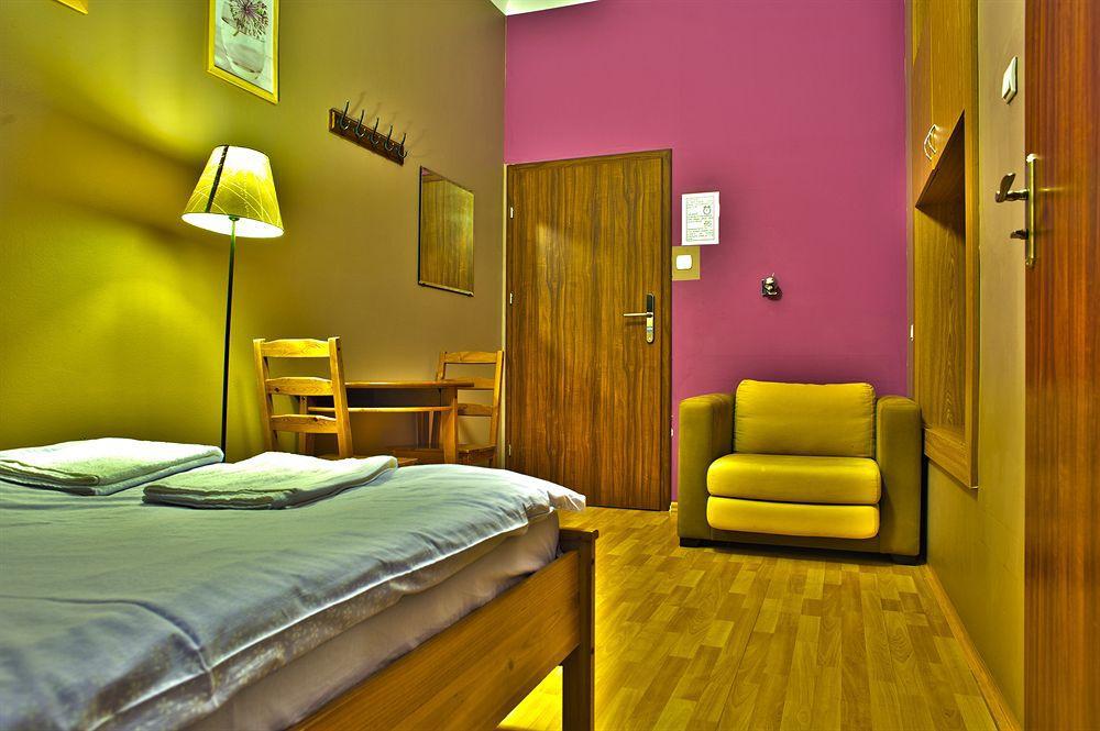 Nathan'S Villa Hostel Varsóvia Exterior foto